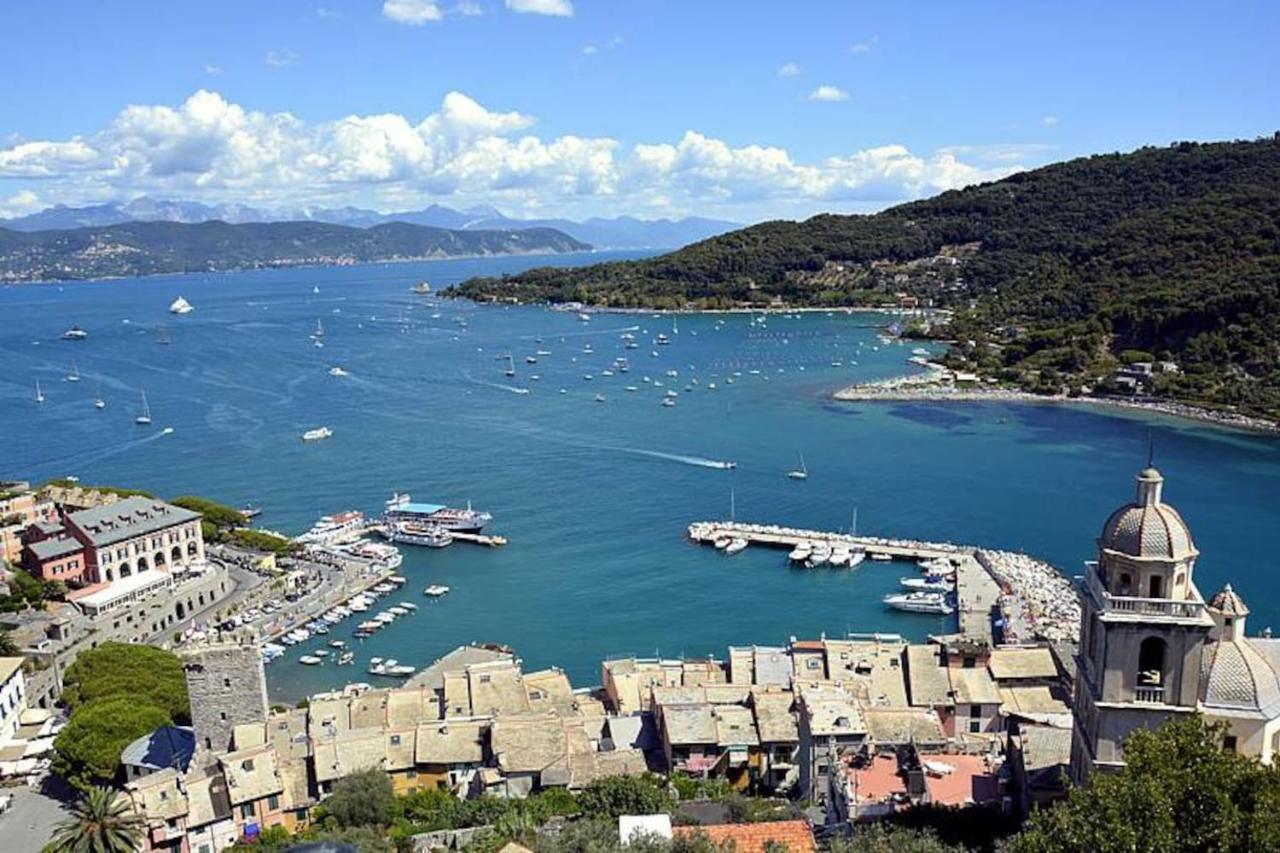 Casa Vacanze Ilaria Ceparana Exterior foto